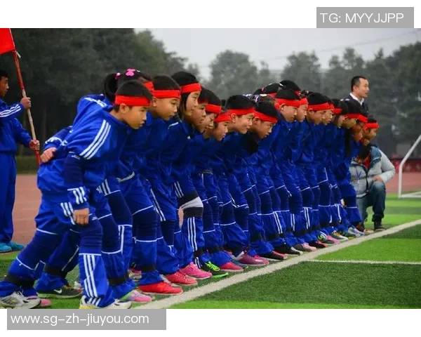 追逐中国梦与少年梦共筑足球梦的辉煌未来